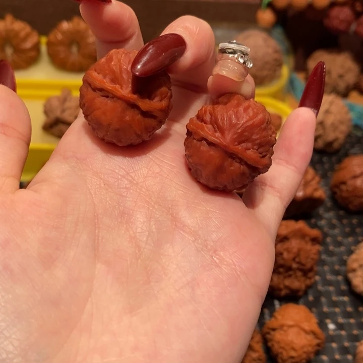 文玩核桃吊坠小光头