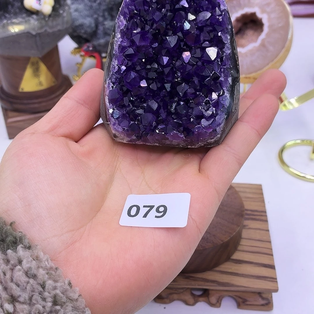 水晶大型摆件（非配饰）未镶嵌