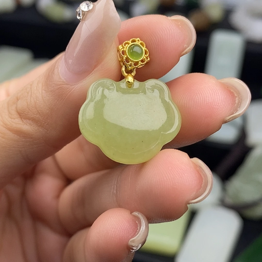 和田玉银S925镶嵌颈饰