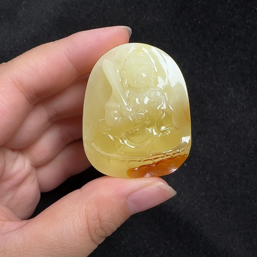 蜜蜡未镶嵌珠宝奇石