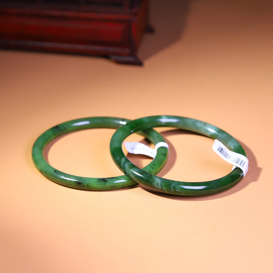 AA和田玉碧玉叮当手镯 多样性发货拍一单发一个