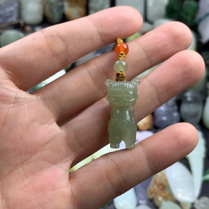 颈饰未镶嵌和田玉