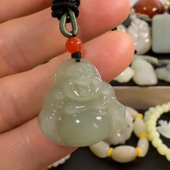 和田玉（糖玉）未镶嵌颈饰