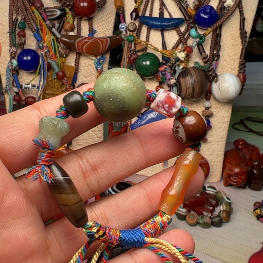 玛瑙/玉髓颈饰未镶嵌