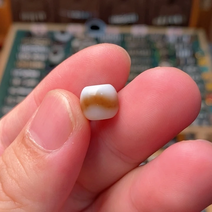 未镶嵌玛瑙/玉髓珠宝半成品
