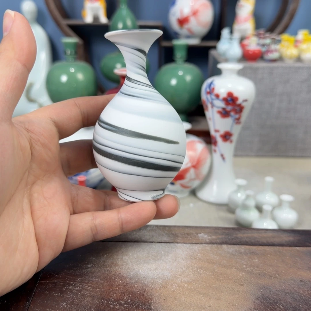 陶瓷手工小花器摆件