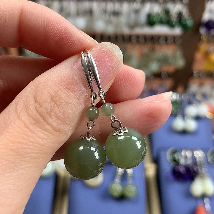 和田玉耳饰银S925镶嵌12左右