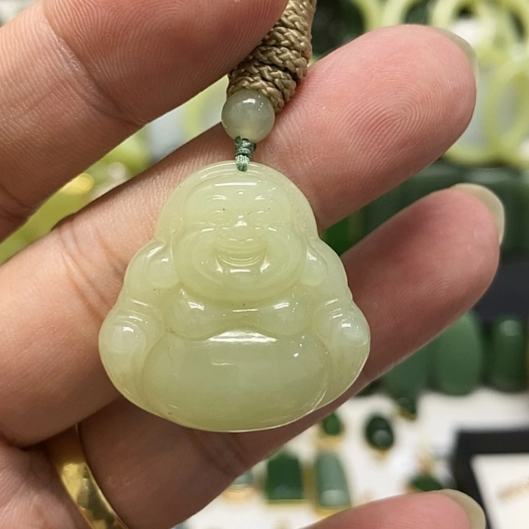 【闪购商品】颈饰未镶嵌和田玉