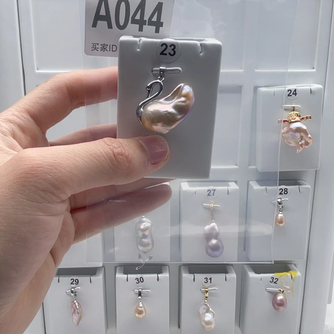 合金颈饰淡水珍珠