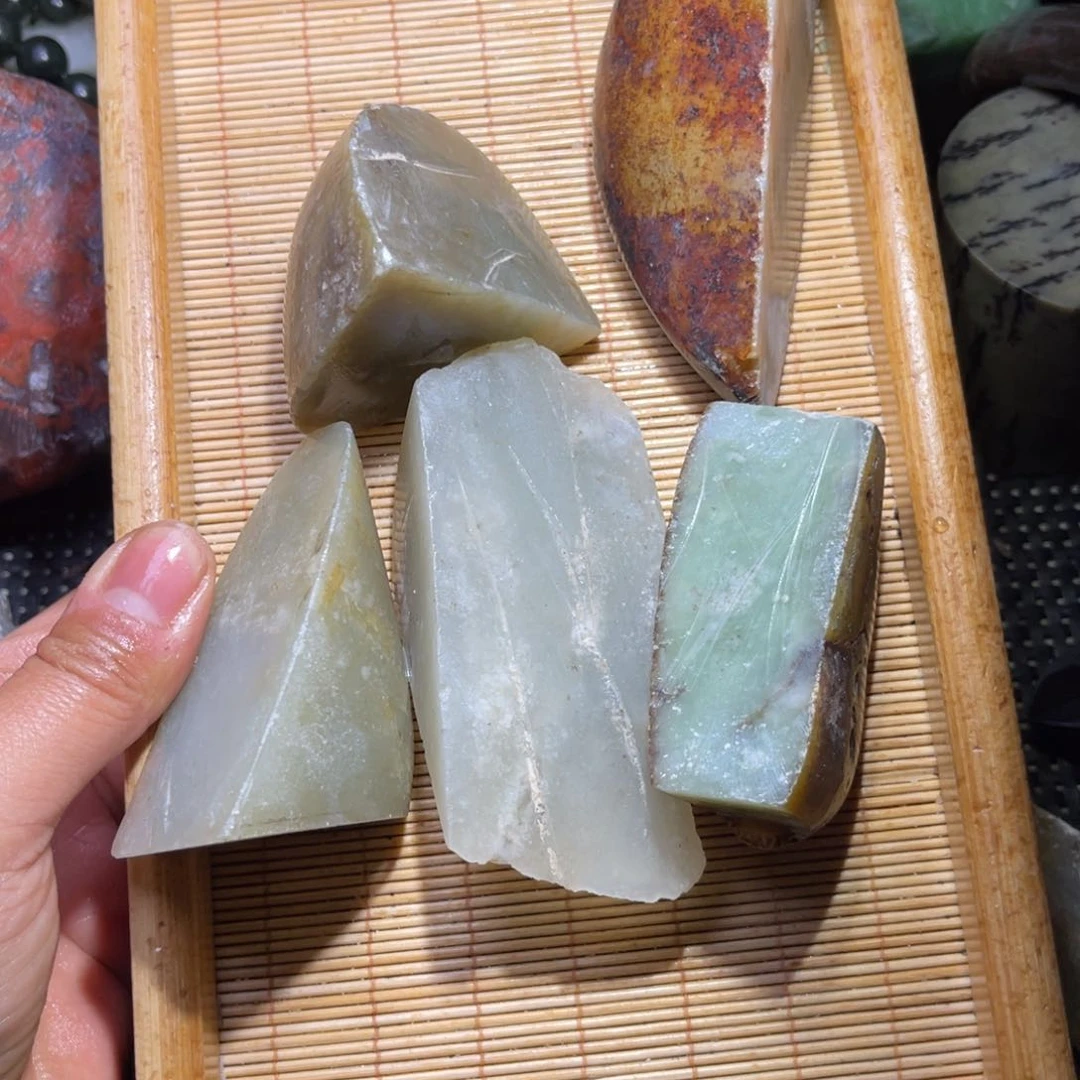 未镶嵌手镯和田玉一****别