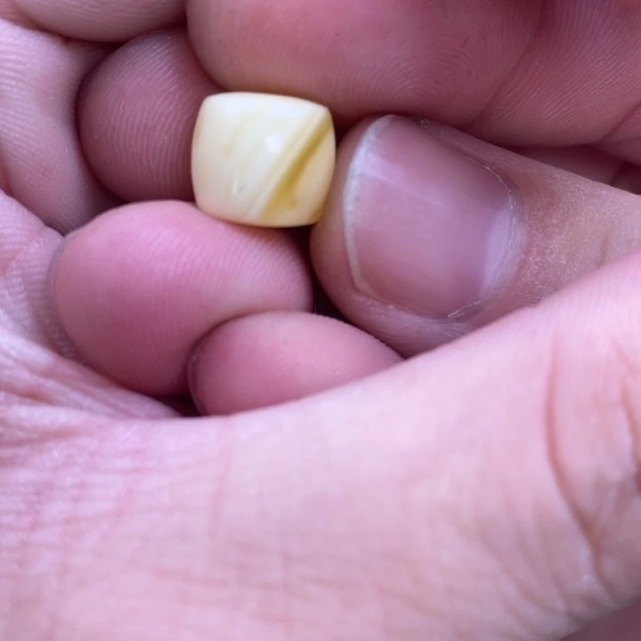 蜜蜡裸石未镶嵌3****王