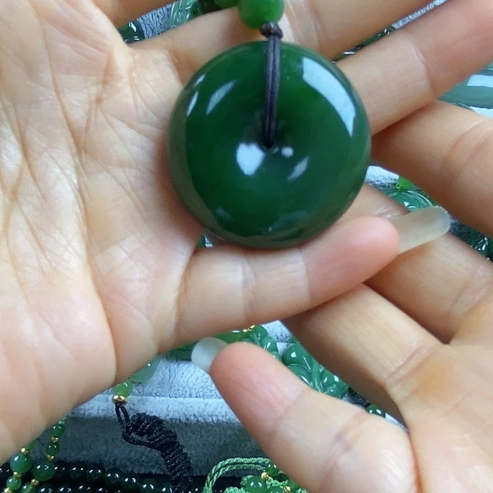 吊坠(不含链)未镶嵌和田玉（碧玉）35