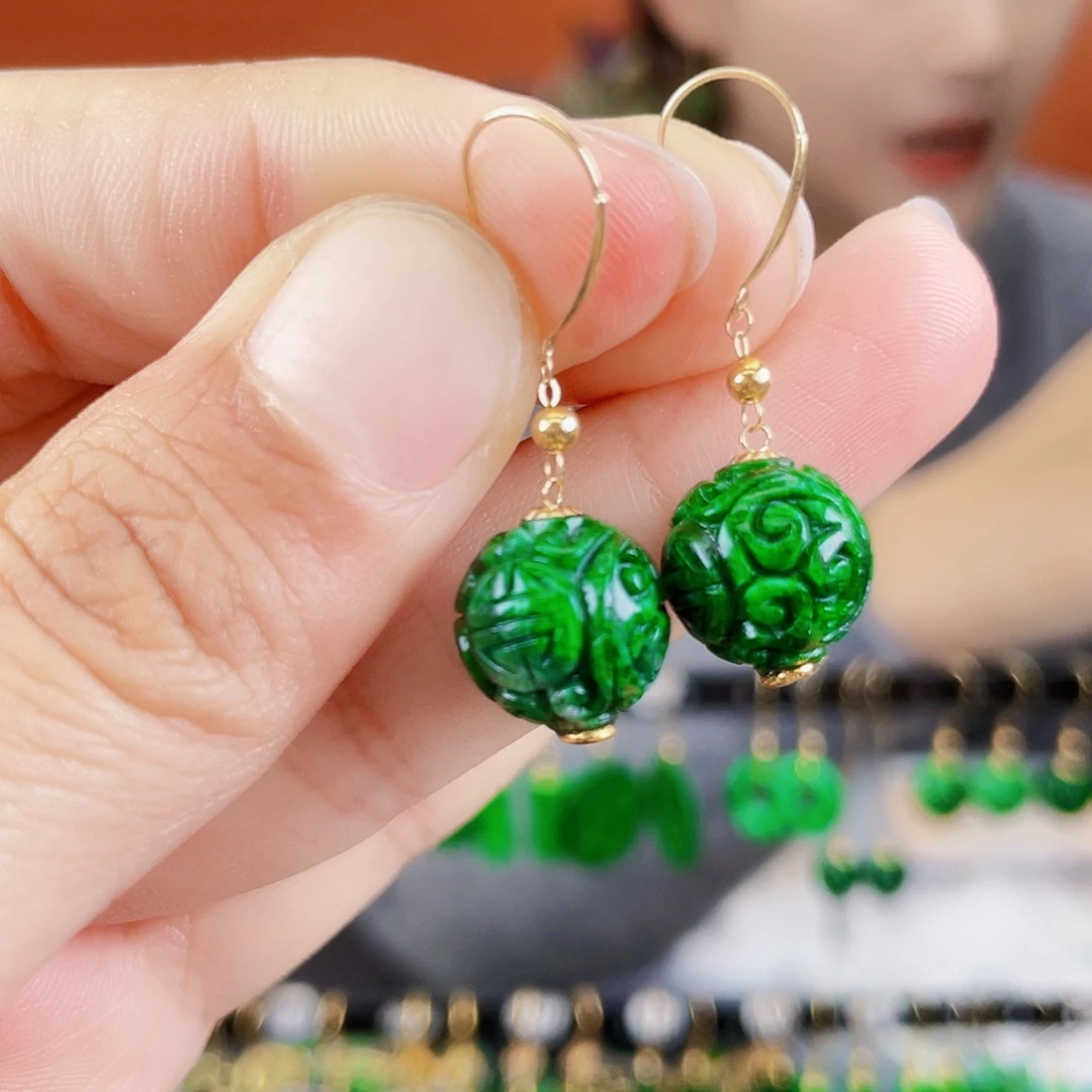 翡翠18K金镶嵌耳饰