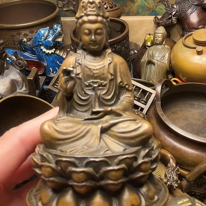 精美铜器批发档口