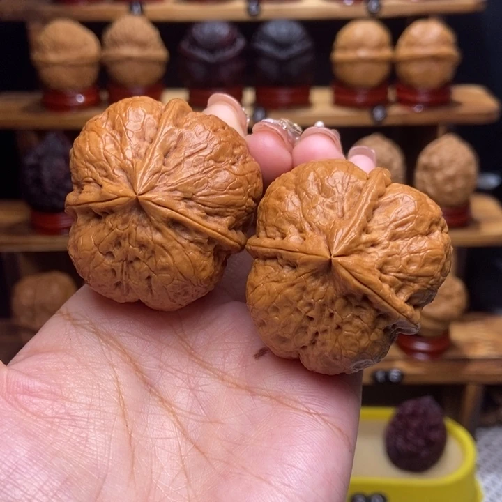 文玩核桃吊坠?***］老八一119