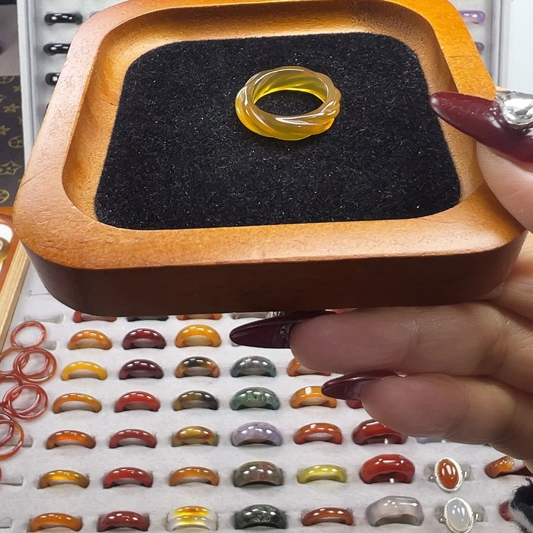 玛瑙/玉髓未镶嵌戒指B13不退换17.3港15