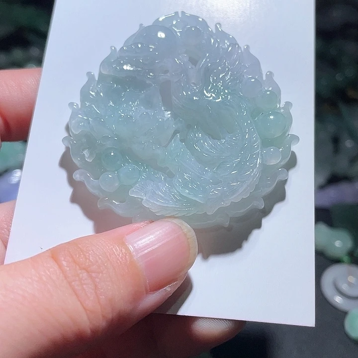颈饰未镶嵌翡翠天