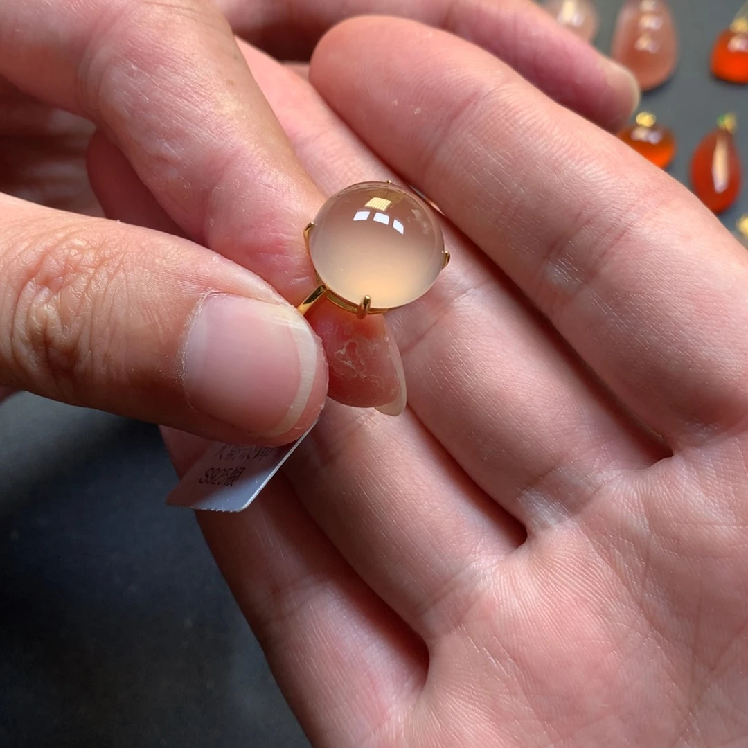 南红玛瑙未镶嵌项链