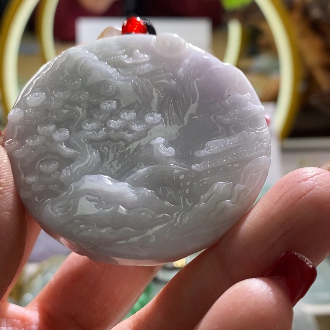 【闪购商品】翡翠颈饰未镶嵌山水