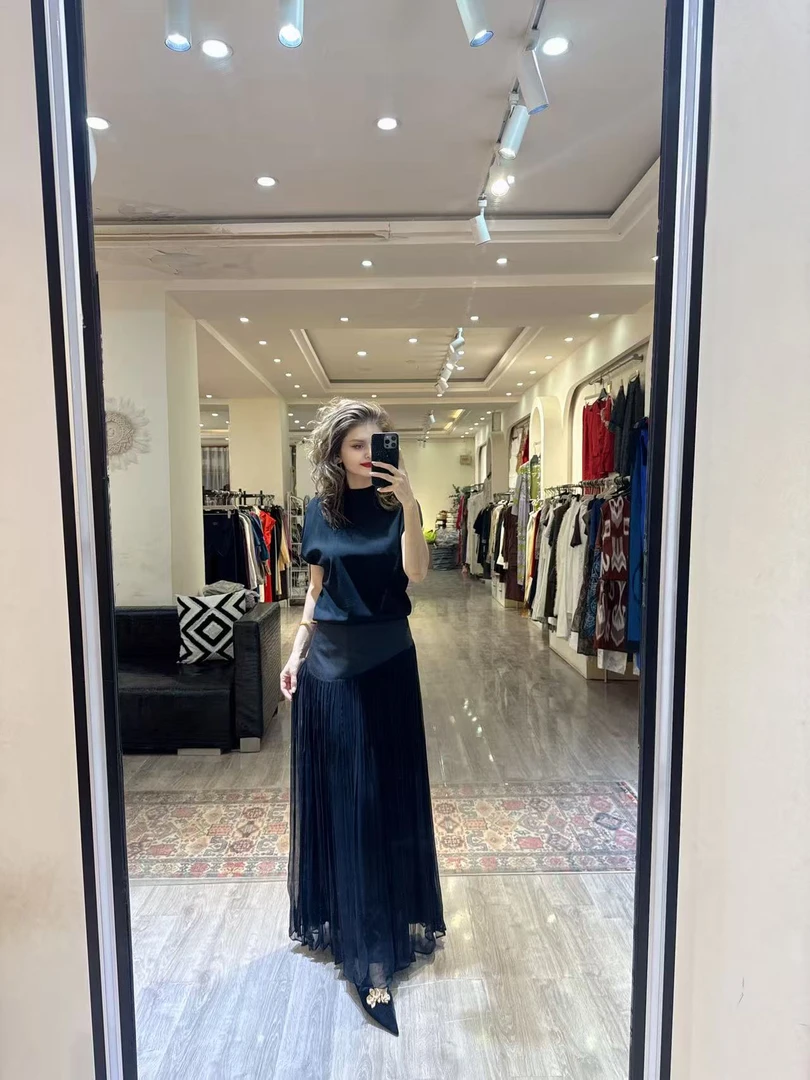 2025年自家原创设计高气质百搭女款两件套套账