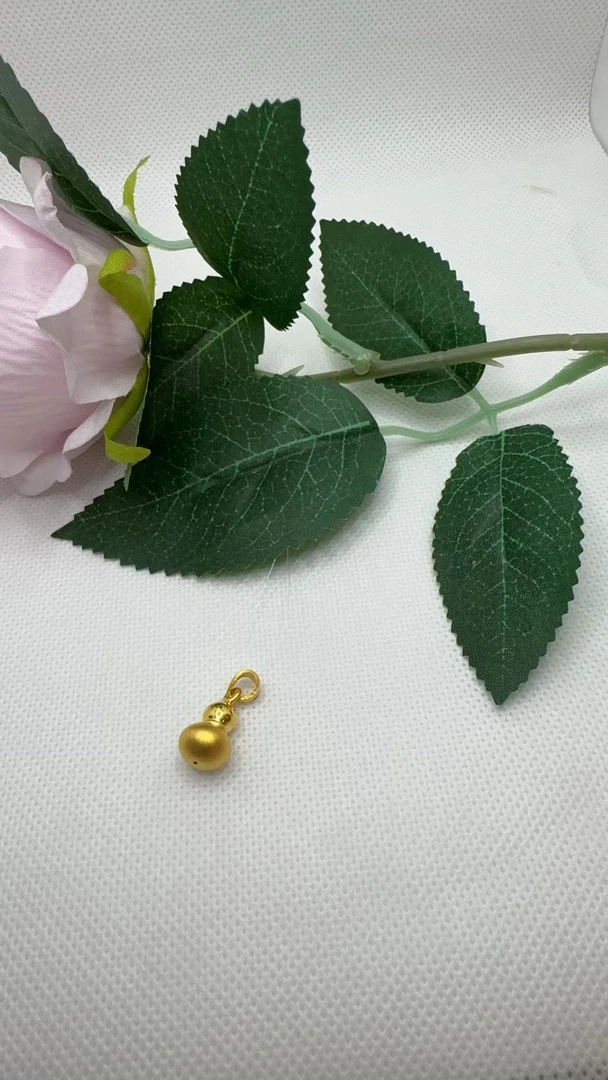 红飞珠宝足金吊坠