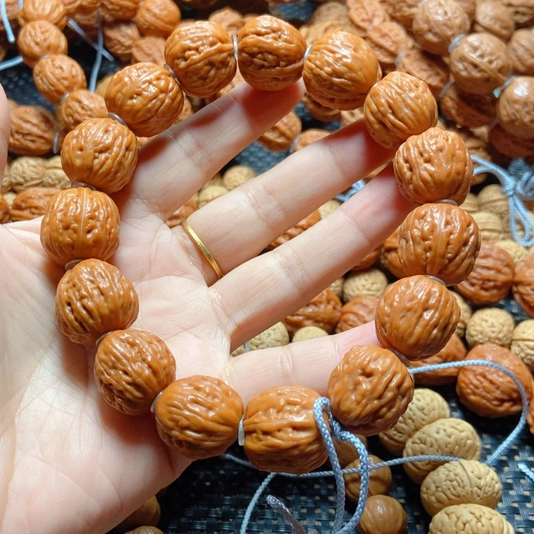 文玩核桃手串大****嬷蚂蚁纹
