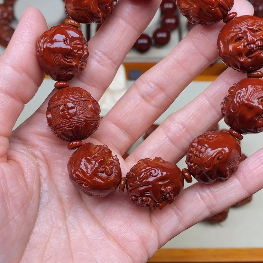 橄榄核吊坠?***疯十八罗汉