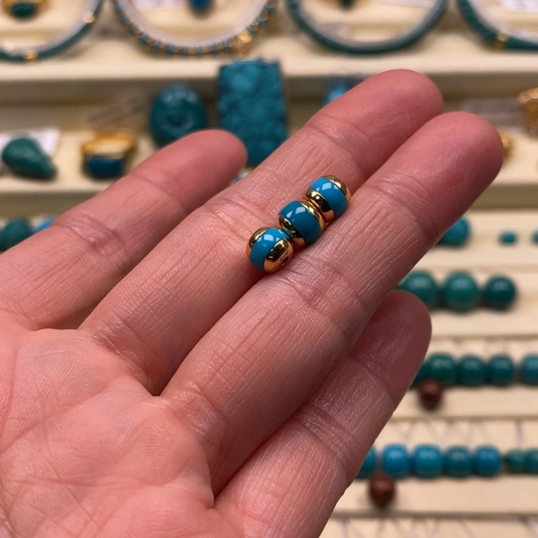 赵***烨绿松石18K金镶嵌珠宝奇石