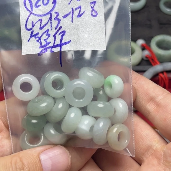 定制翡翠未镶嵌秋**华