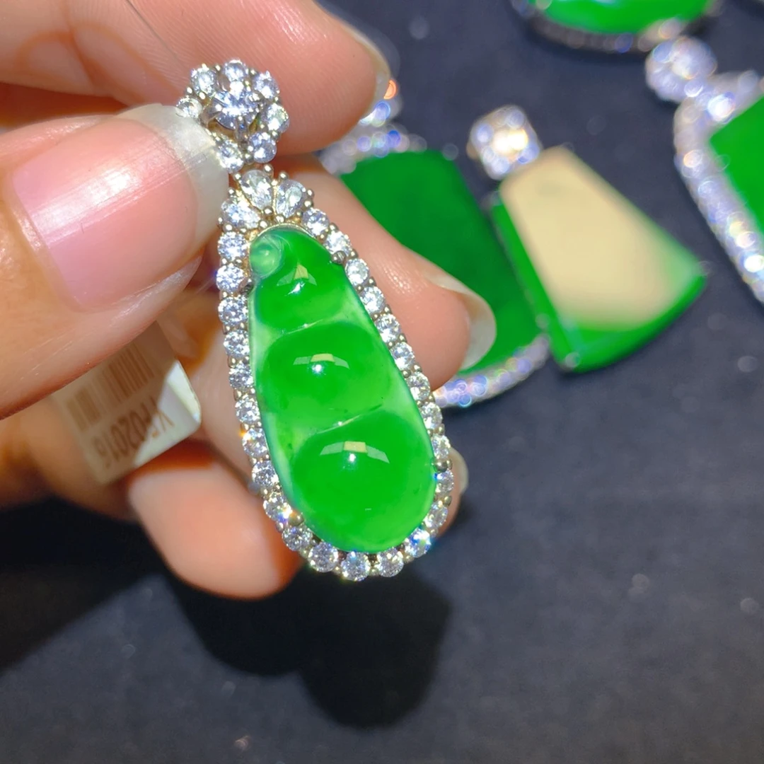 翡翠银S925镶嵌颈饰