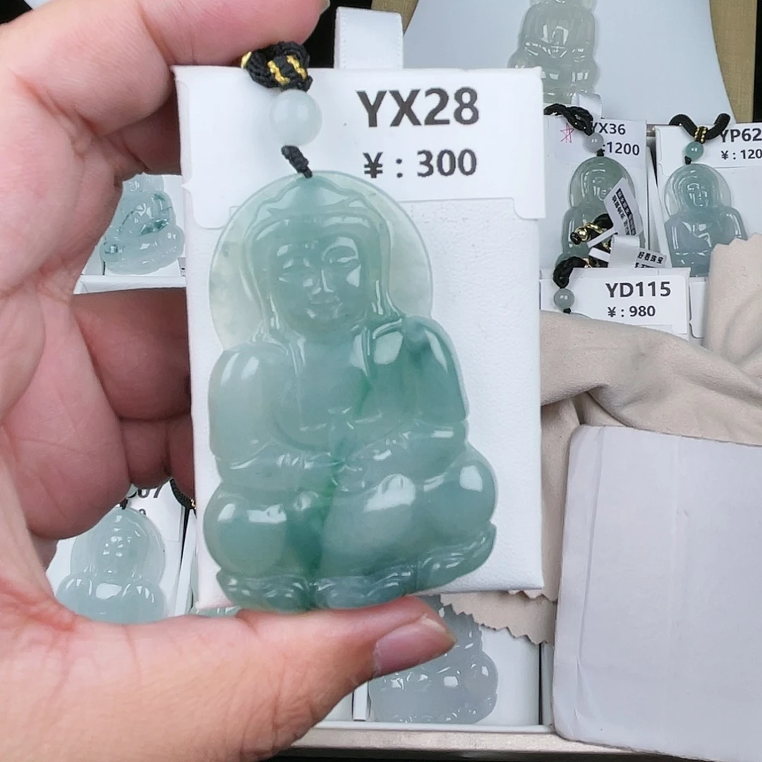 翡翠未镶嵌颈饰yx28