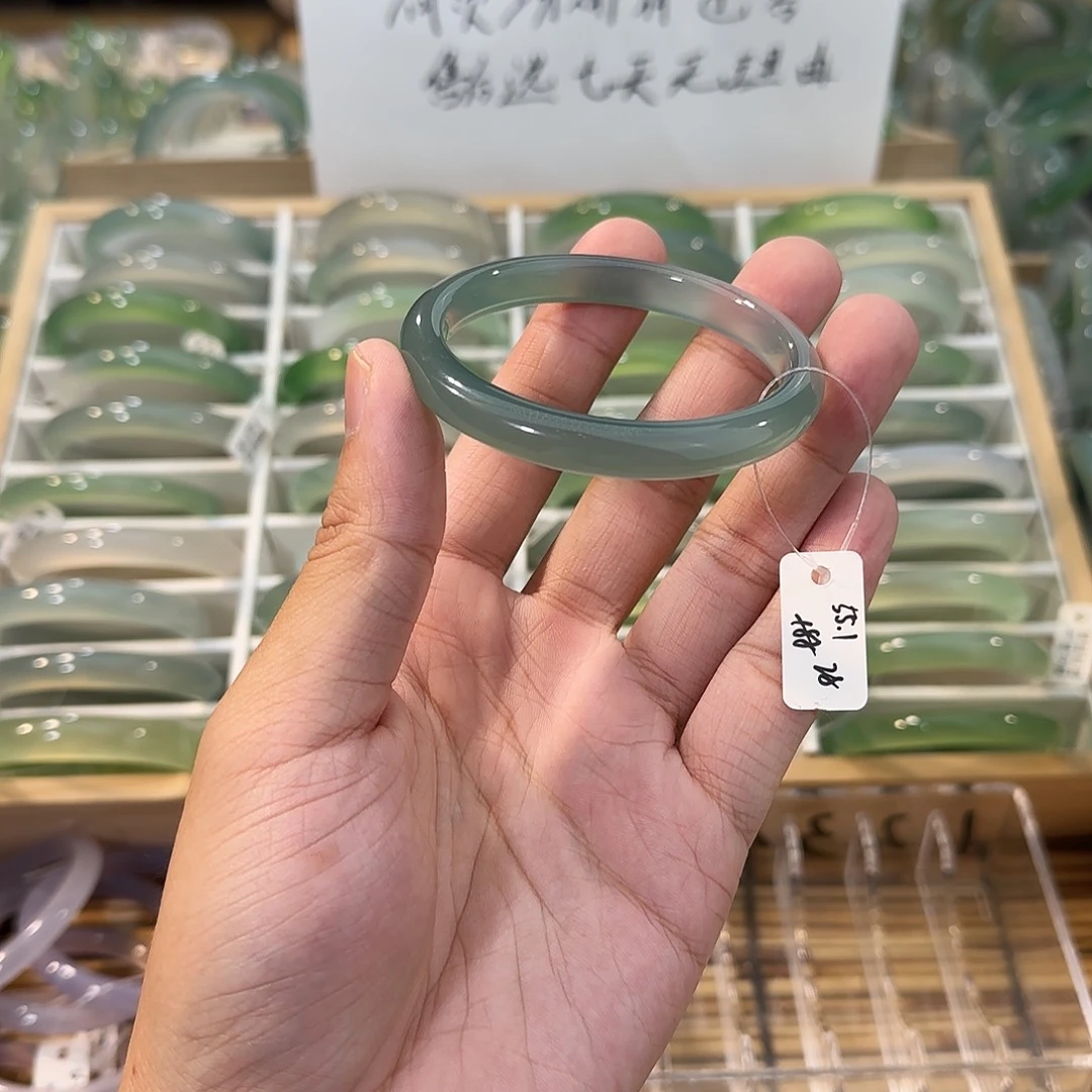 玛瑙/玉髓未镶嵌手镯圈口55.1
