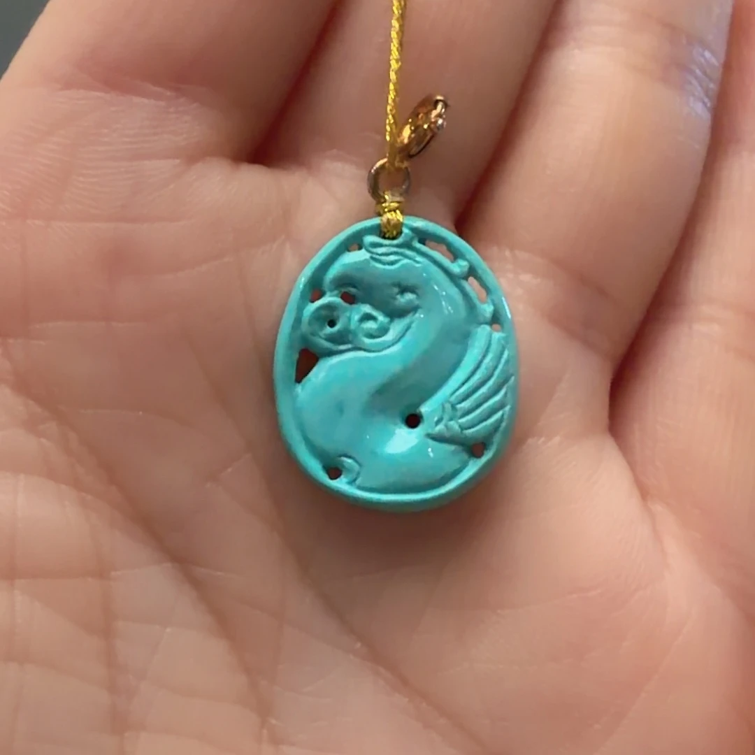 绿松石未镶嵌颈饰