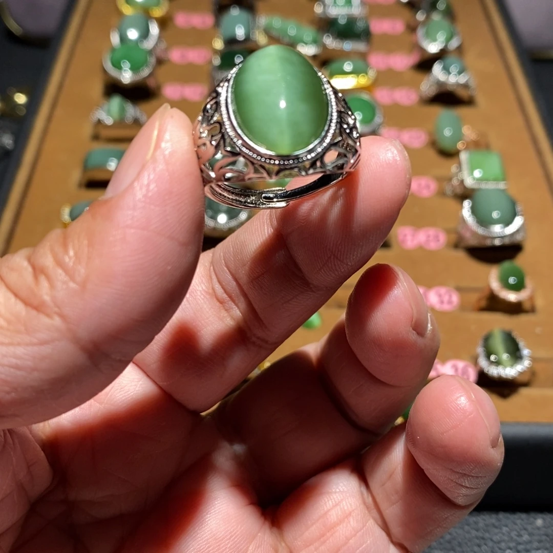 和田玉未镶嵌戒指