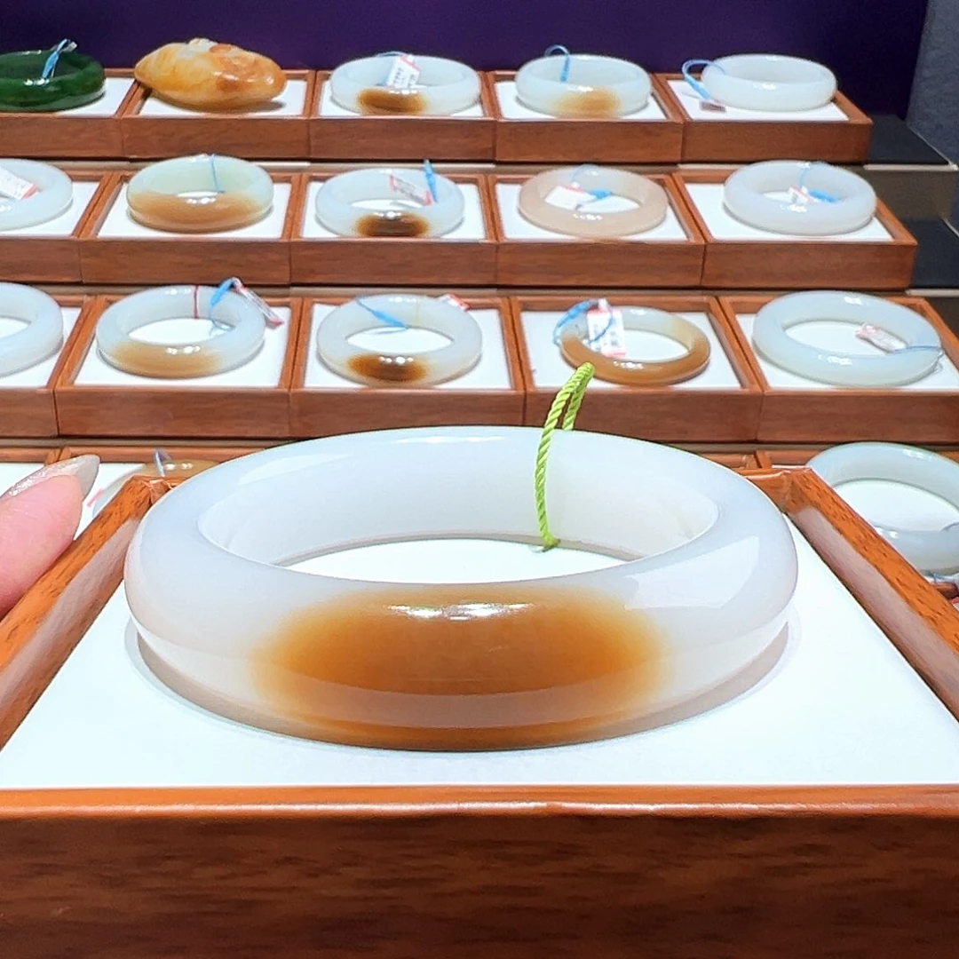 和田玉手镯654/55未镶嵌