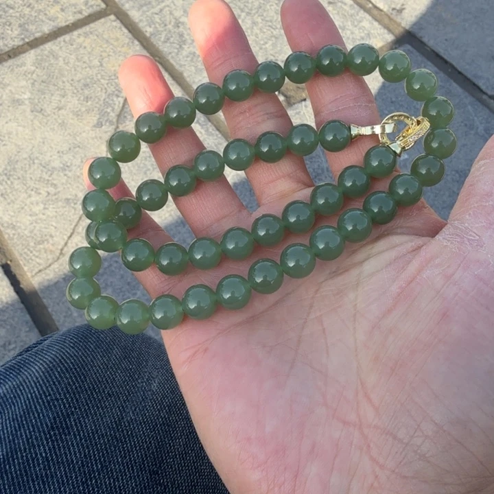 和田玉未镶嵌项链