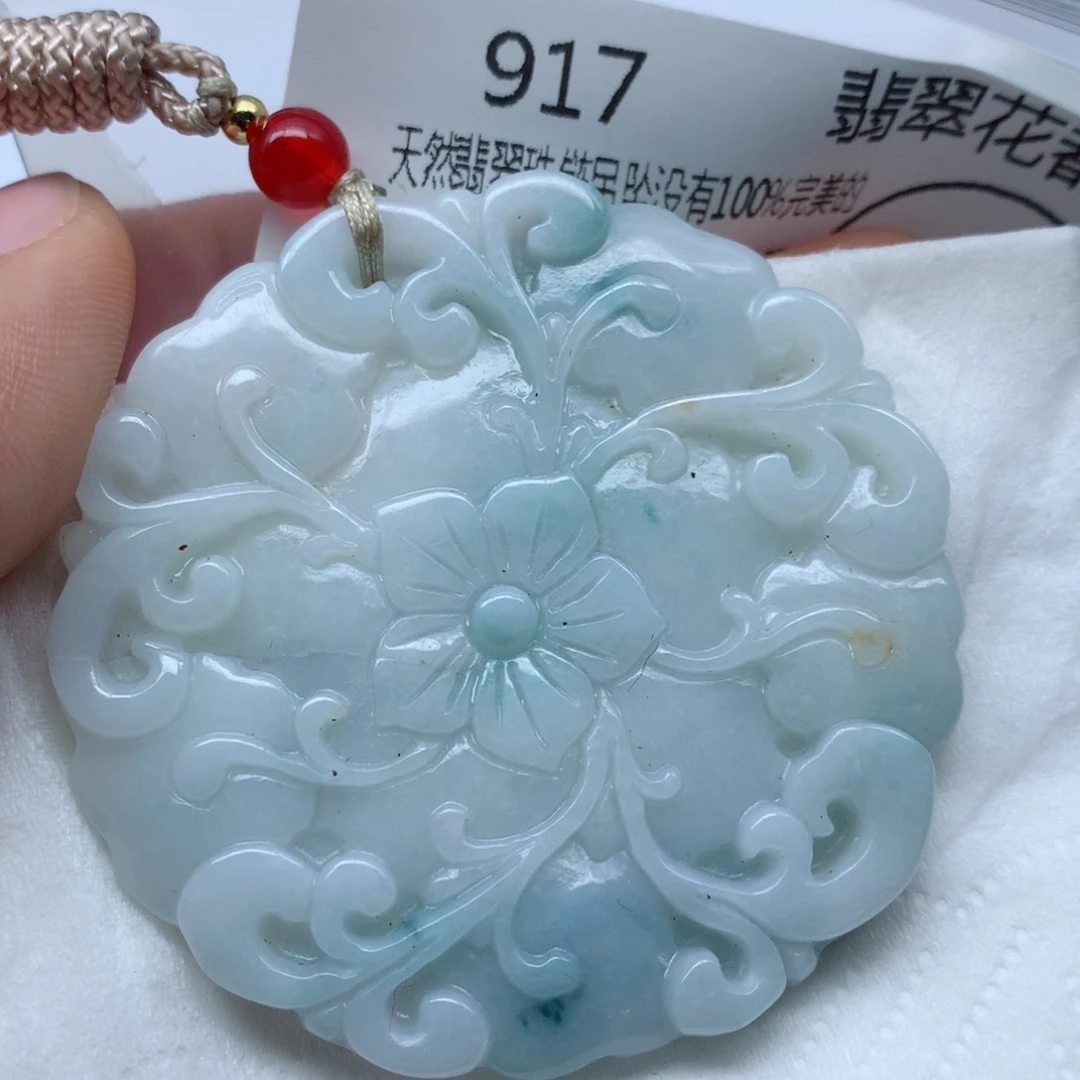 翡翠颈饰未镶嵌牌子