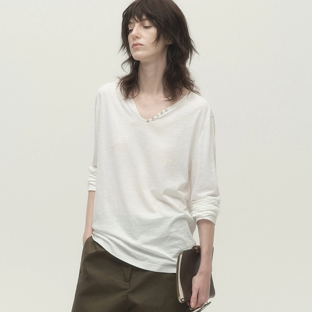 白弓 环保工艺进口纯棉长袖T恤女宽松早秋新款55699