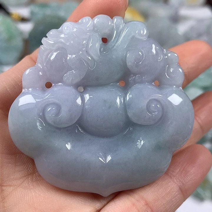 翡翠未镶嵌颈饰如意麒麟两面工艺福利卡厚12+