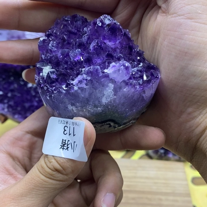 M****未镶嵌紫晶大型摆件（非配饰）