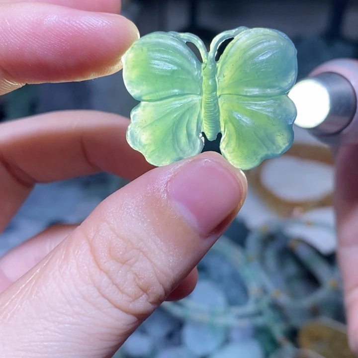 定制翡翠未镶嵌翡翠