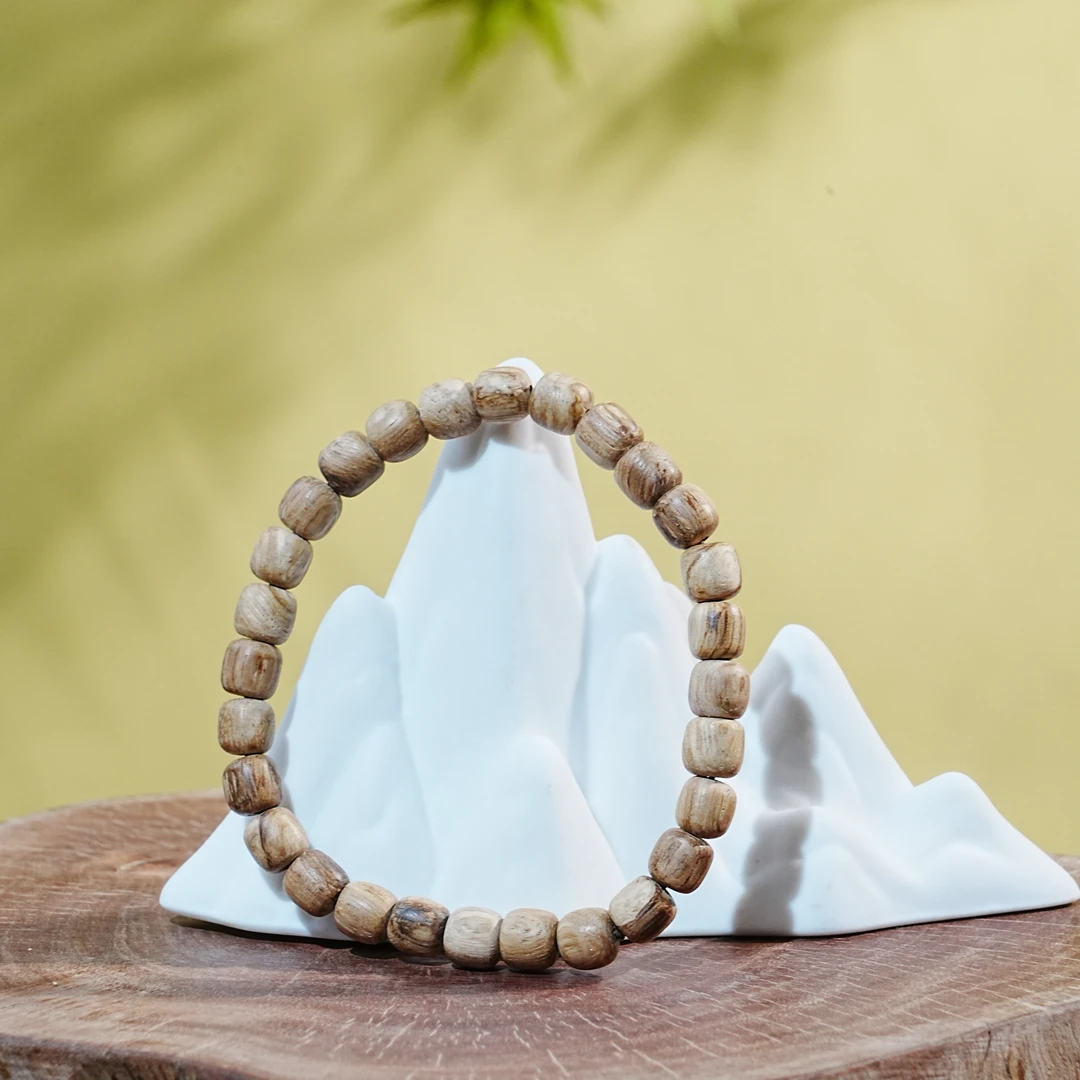 达拉干老料桶珠单圈沉香手串 0.6*0.6cm 2.94g  T251008084  C