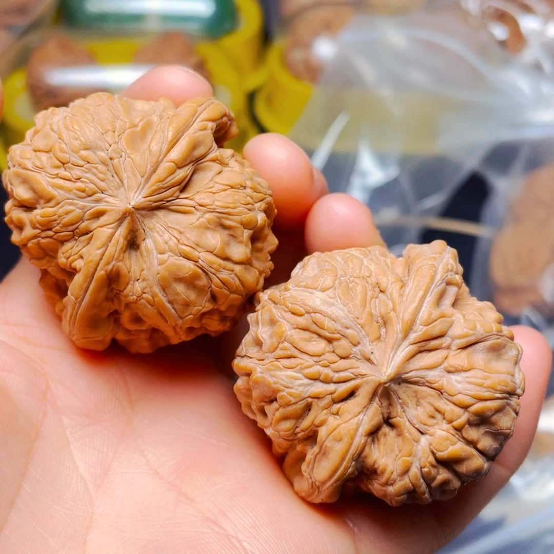 吊坠文玩核桃闷墩子
