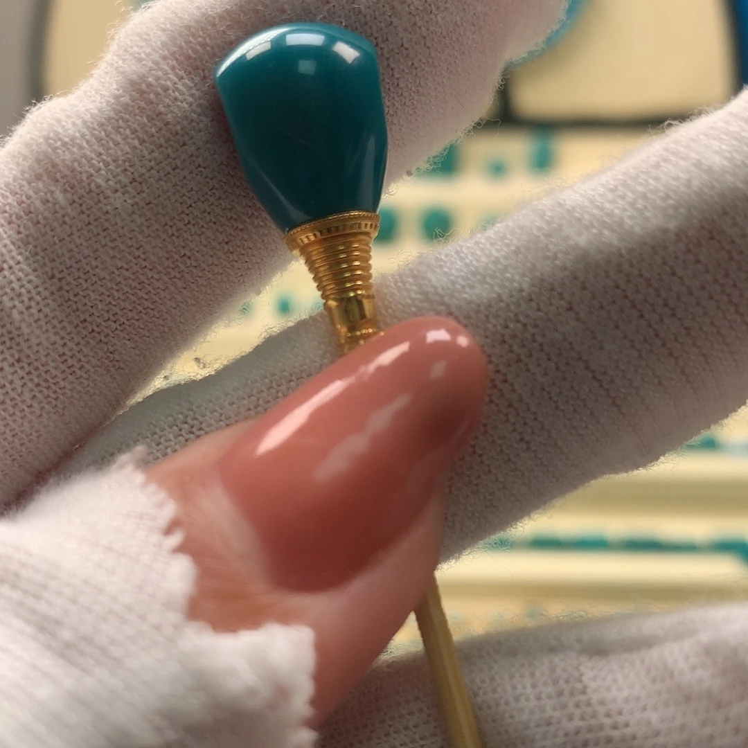 绿松石18K金镶嵌配饰