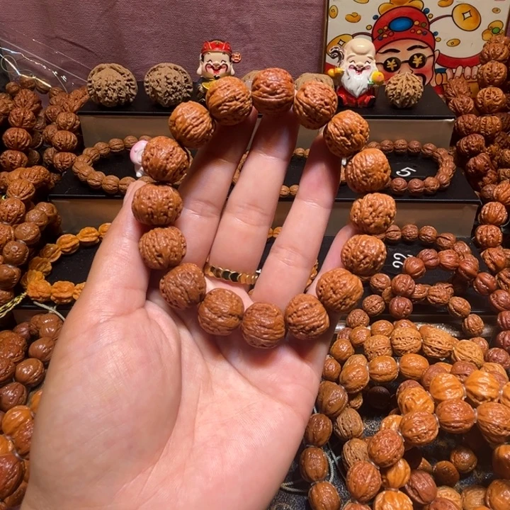 T***。手串文玩核桃精品