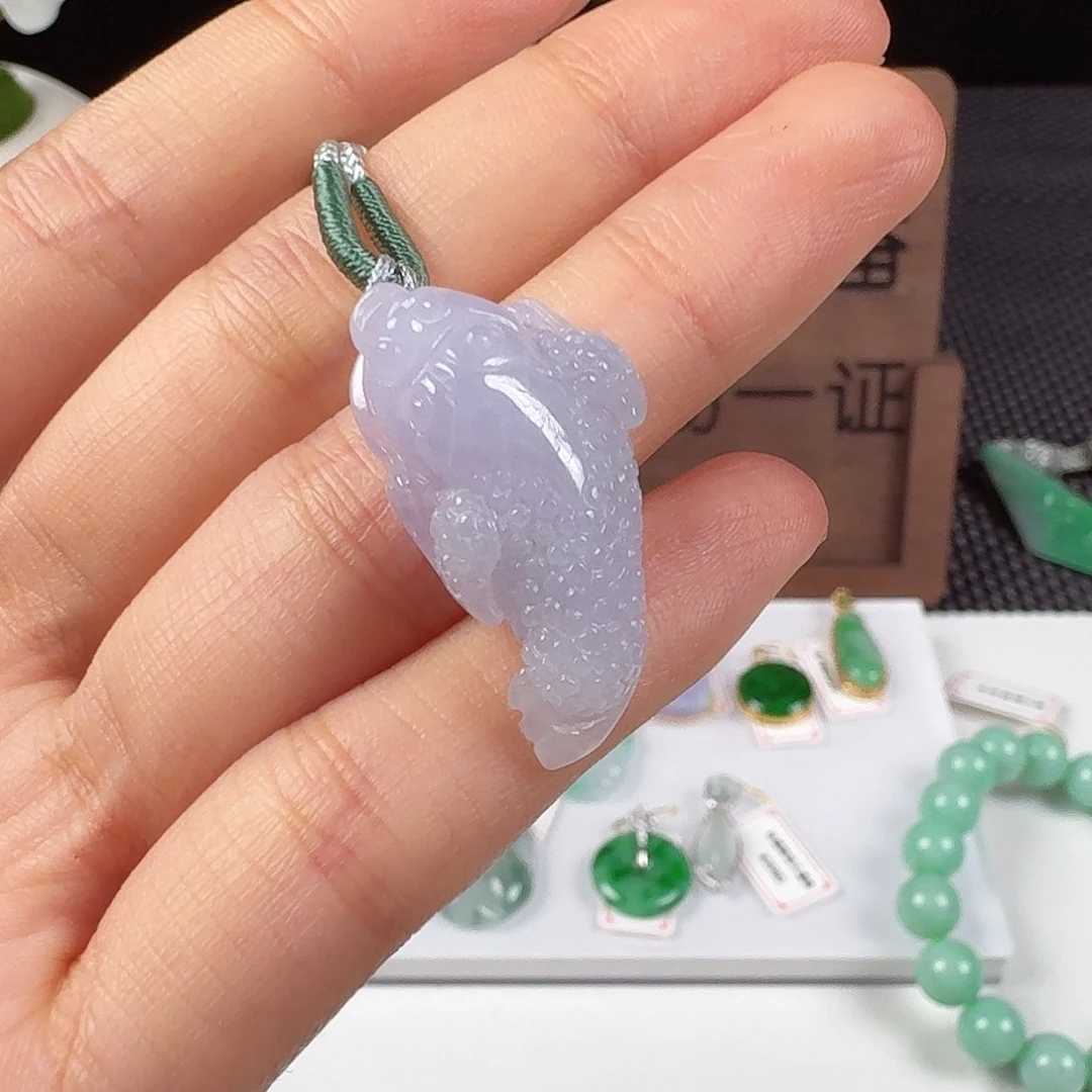 翡翠未镶嵌颈饰11111