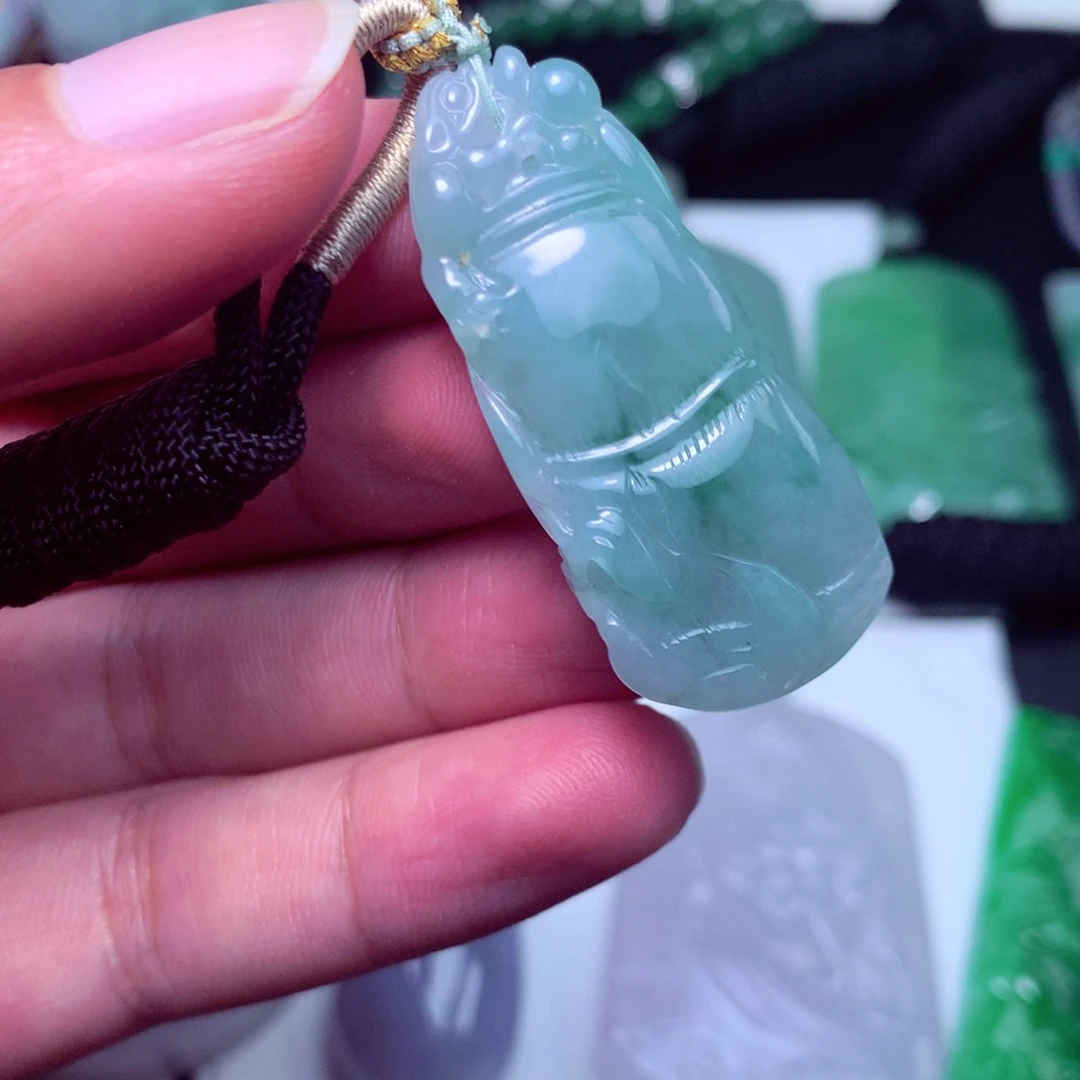 颈饰未镶嵌翡翠天然A货翡翠