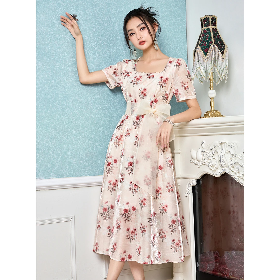 【媛媛女王专享】EVA OUXIU/伊华欧秀显瘦法式连衣裙 42DAQ5026