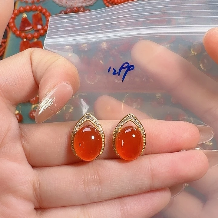 南红玛瑙银S925镶嵌耳饰