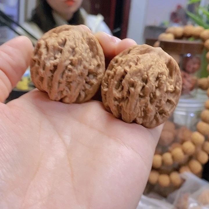 【闪购商品】文玩核桃把件39.8虎头